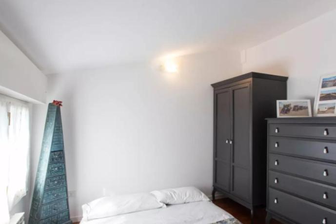Vintage Apartment In Corvetto Area Milan Bagian luar foto