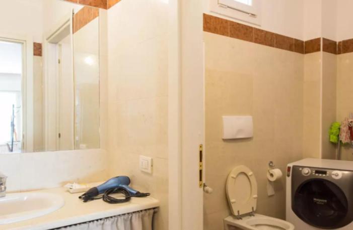 Vintage Apartment In Corvetto Area Milan Bagian luar foto